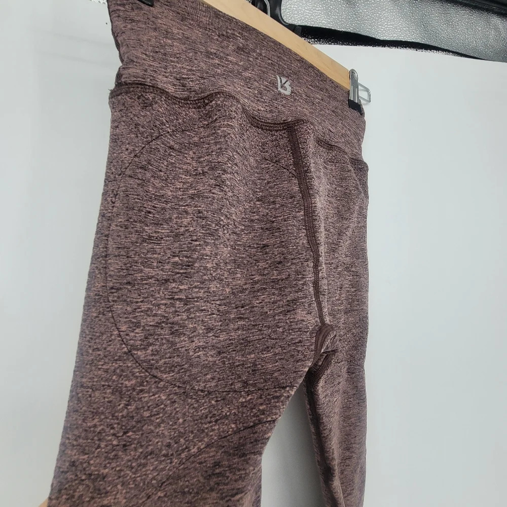 Buff bunny mauve butt shaping leggings size small - Picture 4 of 10